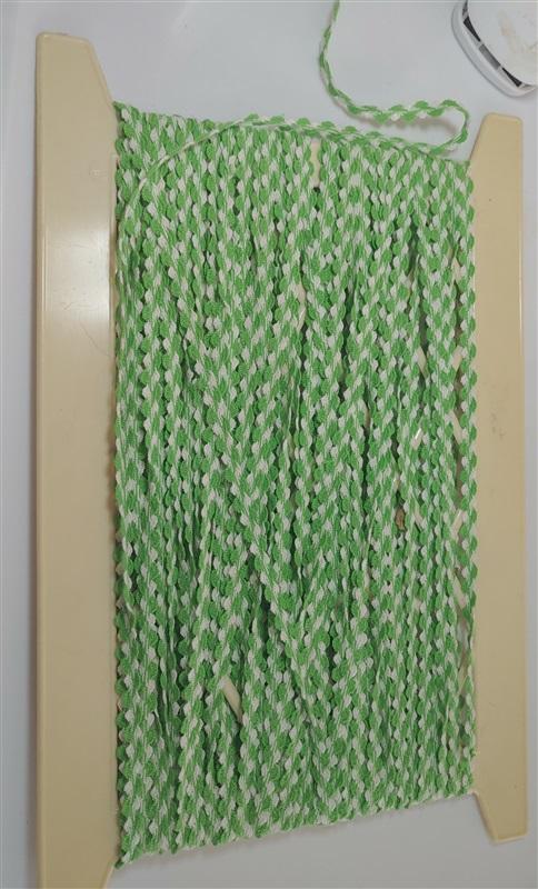 Vintage Crown Originals Trim 18YDS Green White Braided Lace Trim 1/4" Wide 81229