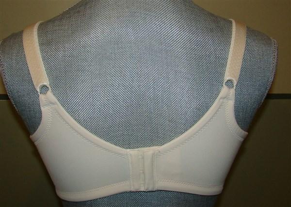 NWOTD Vanity Fair 40DD Beautiful Benefit White Back Smoother Bra 76380 100007