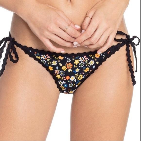 NWT Robin Piccone Sabina XS Black Floral Side-Tie Bikini Swim Bottom #101702