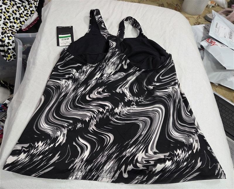NWT Nike Team Beach M Marble Racerback Scoop Tankini Swim Top #102904