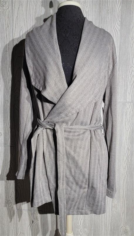 NWT Peace & Pearls XL Long Sleeve Shawl Collar Tie Chevron Cardigan 102992