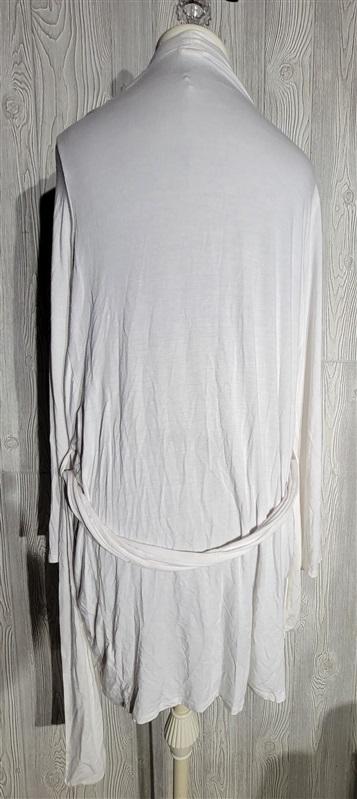 NWOT Naked Undies White Short Robe 103001