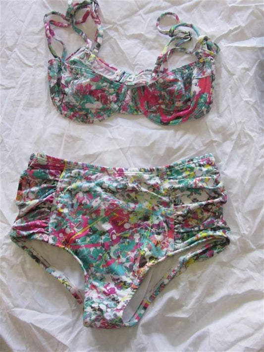 NWOT Civil Regime Paint It S Underwired High-Waisted Bikini Swim Set #106294
