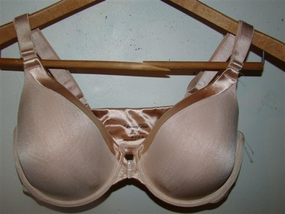 NWTD Vanity Fair 42d Illumination Full Coverage Underwire Bra 75339 Beige 106579