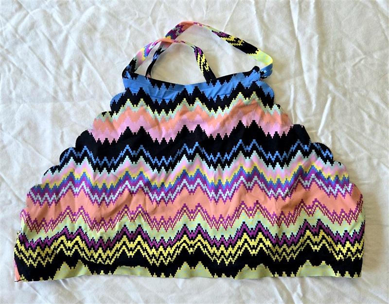 NWOT PIlyq Clara S Chevron Halter Scallop High-Neck Bikini Swim Top #106974