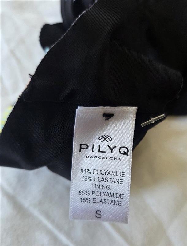 NWOT PIlyq Clara S Chevron Halter Scallop High-Neck Bikini Swim Top #106974