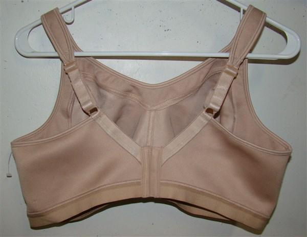NWOT Playtex Bra 18Hr 36DD Sport Active Lifestyle Wireless Bra 4159 Beige 107007