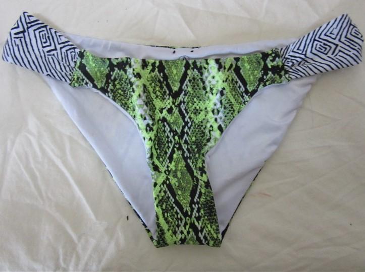 NWOT Volcom Viper S Animal Print Cheeky Shirred Bikini Swim Bottom #108042