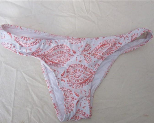 NWOT Pilyq White Paisley S Ruched Cheeky Scoop Bikini Swim Bottom #108118