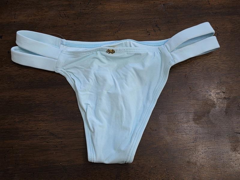 NWOT Pilyq Pebble M Solid Double Strap Cheeky Bikini Swim Bottom #108407