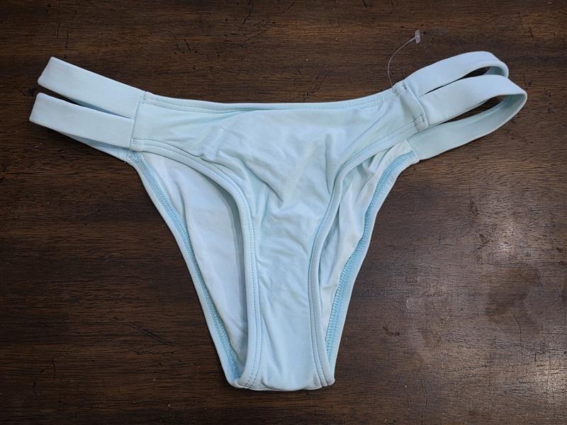 NWOT Pilyq Pebble M Solid Double Strap Cheeky Bikini Swim Bottom #108407