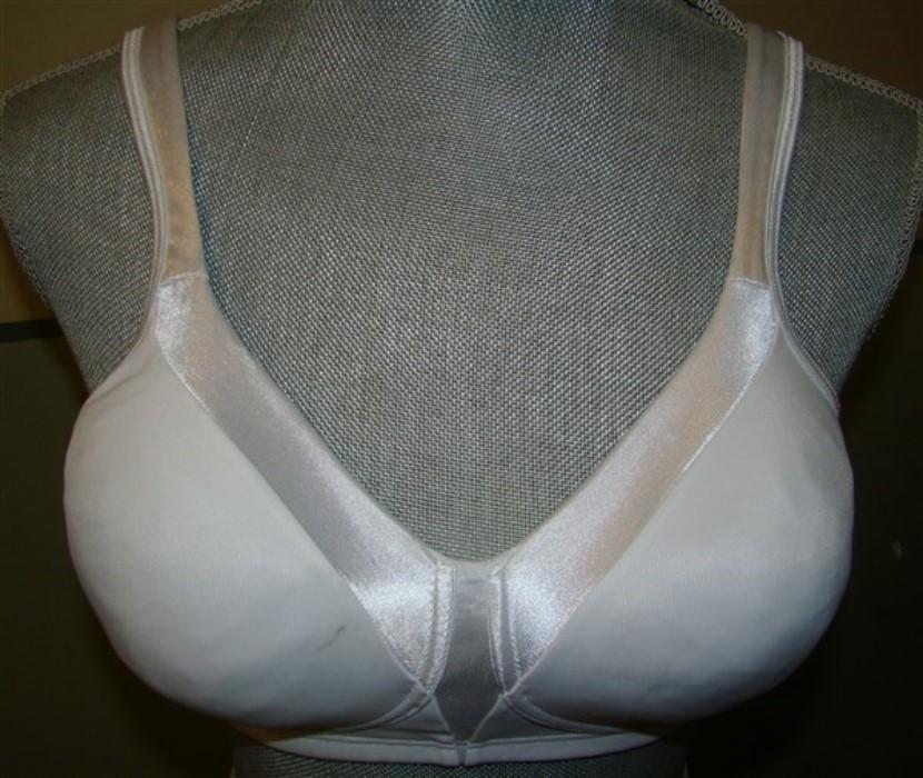 NEW Playtex 18Hour Sensationally Sleek 40C Full Figure Bra 4803 White #109652