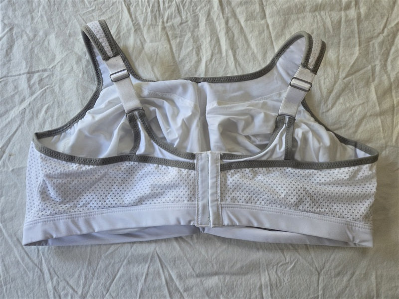 NWOT Glamorise Underwire High Impact Sports Bra 9066 White 42F 110104