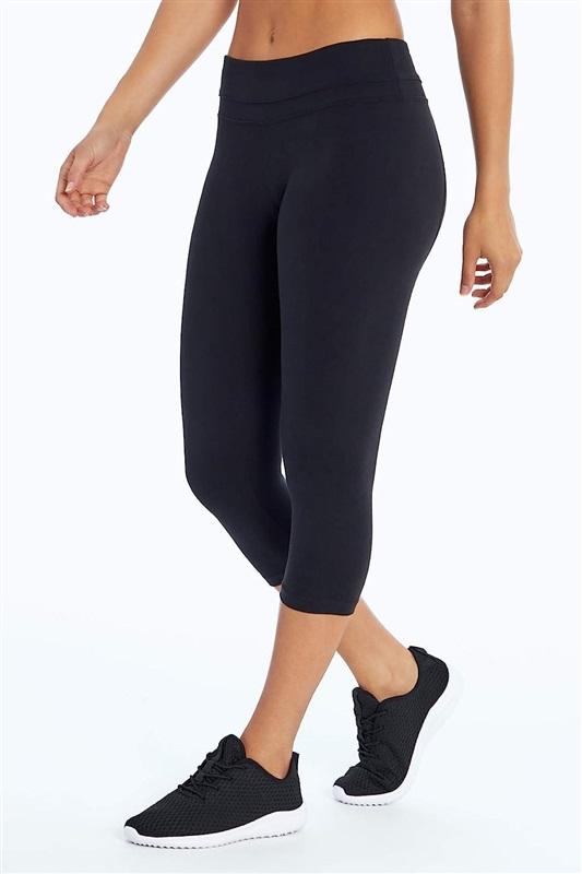 NWT Marika L Ava Performance Slimming Capri Leggings Black 110158