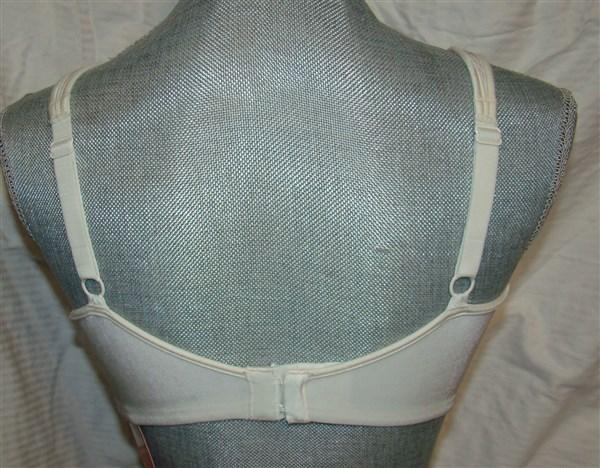 NWOt Lilyette 34DD Keyhole Underwire Minimizer 0904 White 110372