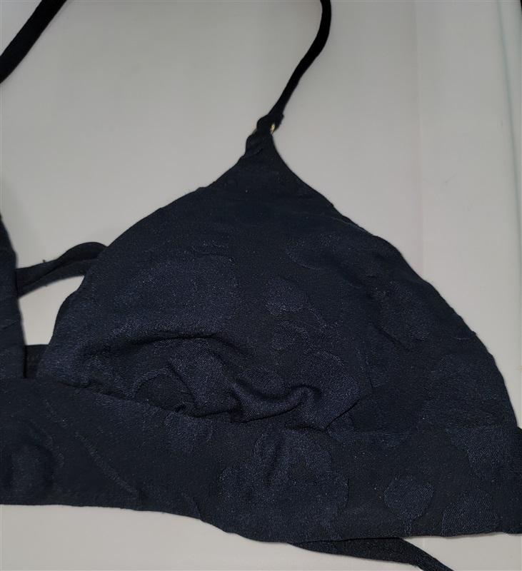 NWOT Robin Piccone Blue Floral M Triangle Bikini Swim Top 110993