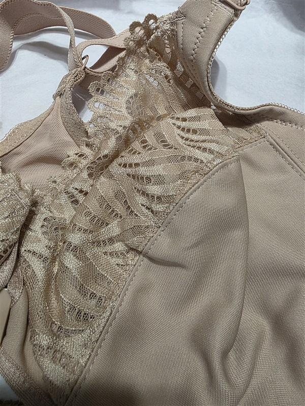 NWOT Glamorise 40DD Front Close T-Back Wonderwire Bra 1246 Beige 111031