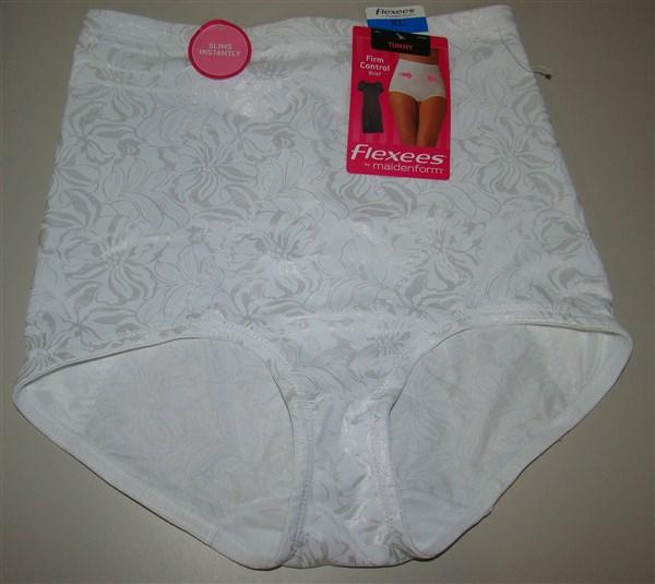 NWOT Flexees S Ultimate Slimmer Brief 6854 Ivory 111113