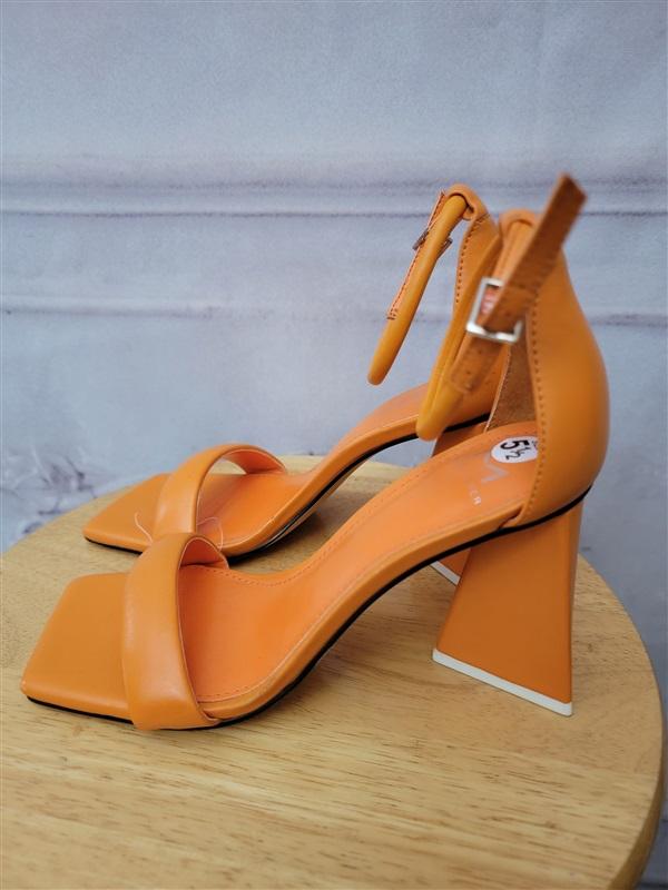 NWOT Marc Fisher LTD 5.5 Denny Orange High Heel Square Toe Sandals