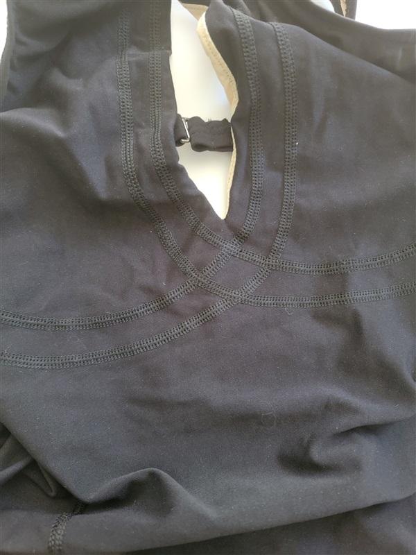 NWT Robin Piccone 8 Keyhole High Neck Black 1pc Swimsuit 111702