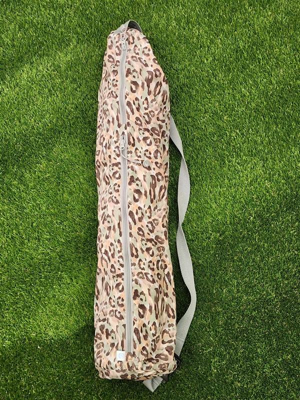 NWT Calme Animal Print Cheetah Yoga Mat & Bag 112069