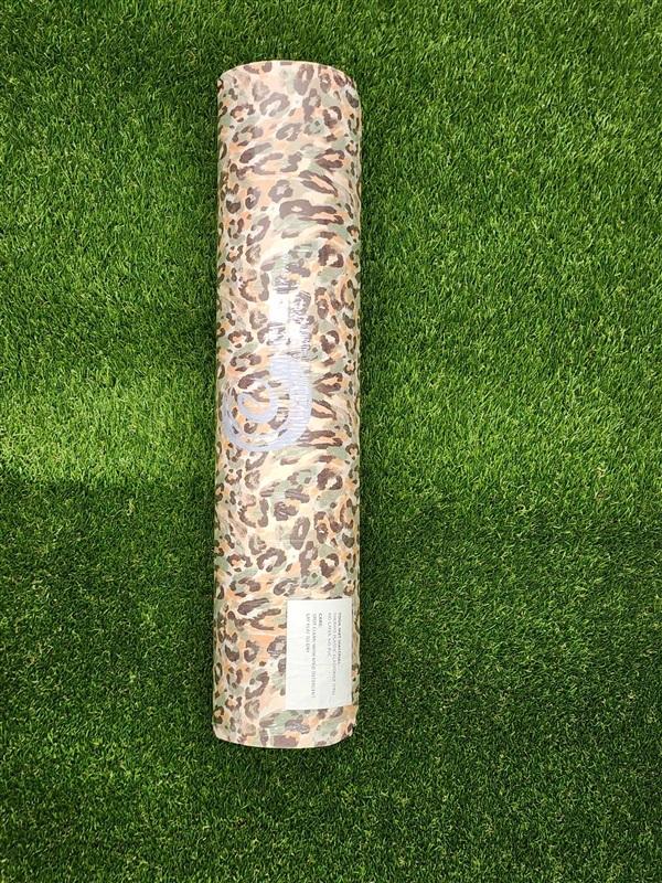 NWT Calme Animal Print Cheetah Yoga Mat & Bag 112069