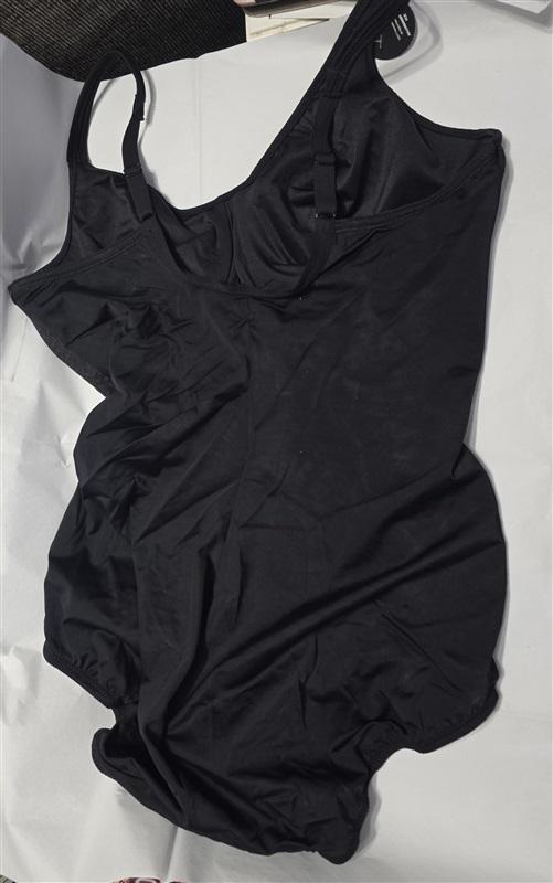 NWTD Bali 38DD Passion for Comfort Minimizer Body Shaper DF1009 Black 112431