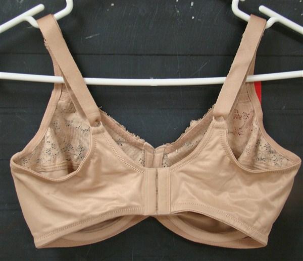 NWOT Lilyette 38C Comfort Lace 428 Underwire Minimizer Beige Bra 112607