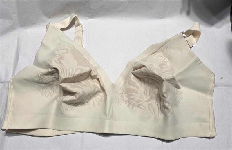 NWPT Bali 38C Beauty Lift Gravity Defying Wirefree Bra DF6564 Ivory 112702