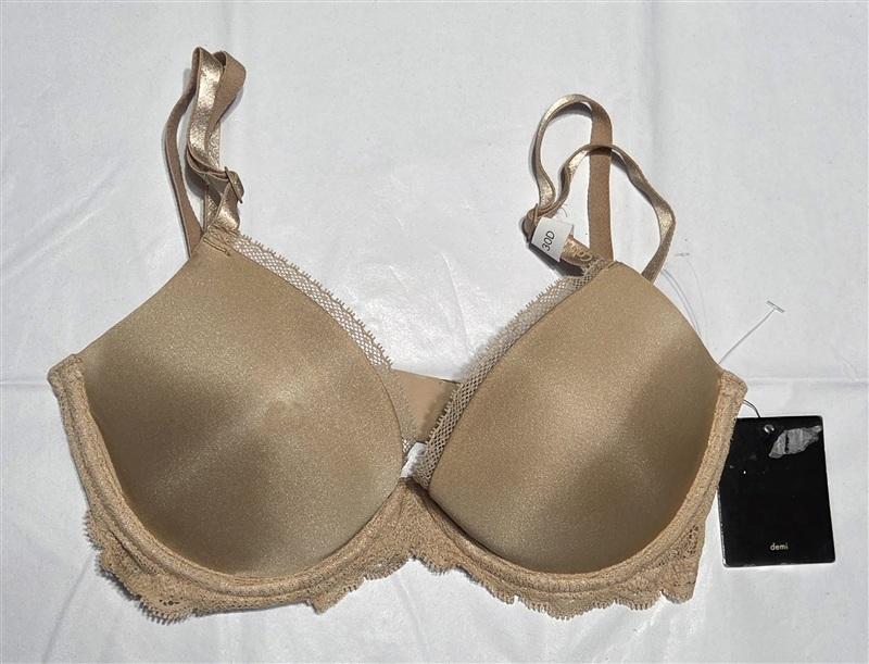 NWT Calvin Klein 30D Seductive Comfort Lace Demi Lift Multiway Bra QF1444 112717