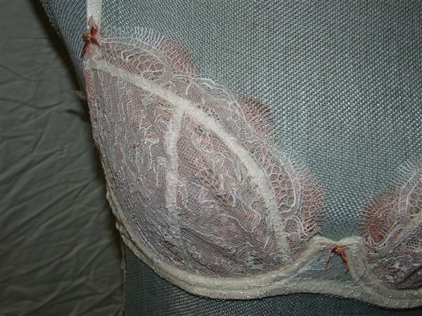 NWT b.tempt'd by Wacoal 36C b.sultry Underwire Bra 951261 Ivory Pink 112749