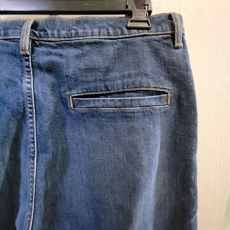 NWPT Vince. 36 Denim Capri Jeans Blue 112769