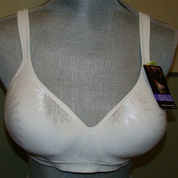 NWOT Bali 36D Comfort Revolution Wirefree Bra 3463 Flower White 112893