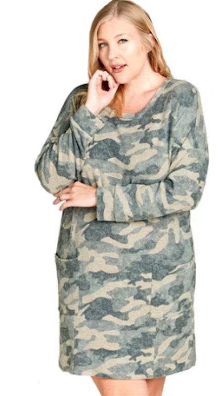 NWT Kensie 2X Round Neck Knit Camo Nightshirt Green 112967