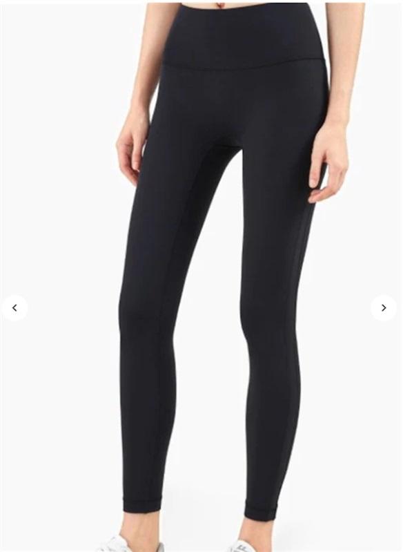 NWT The Free Yoga SMALL Black Leggings 113091