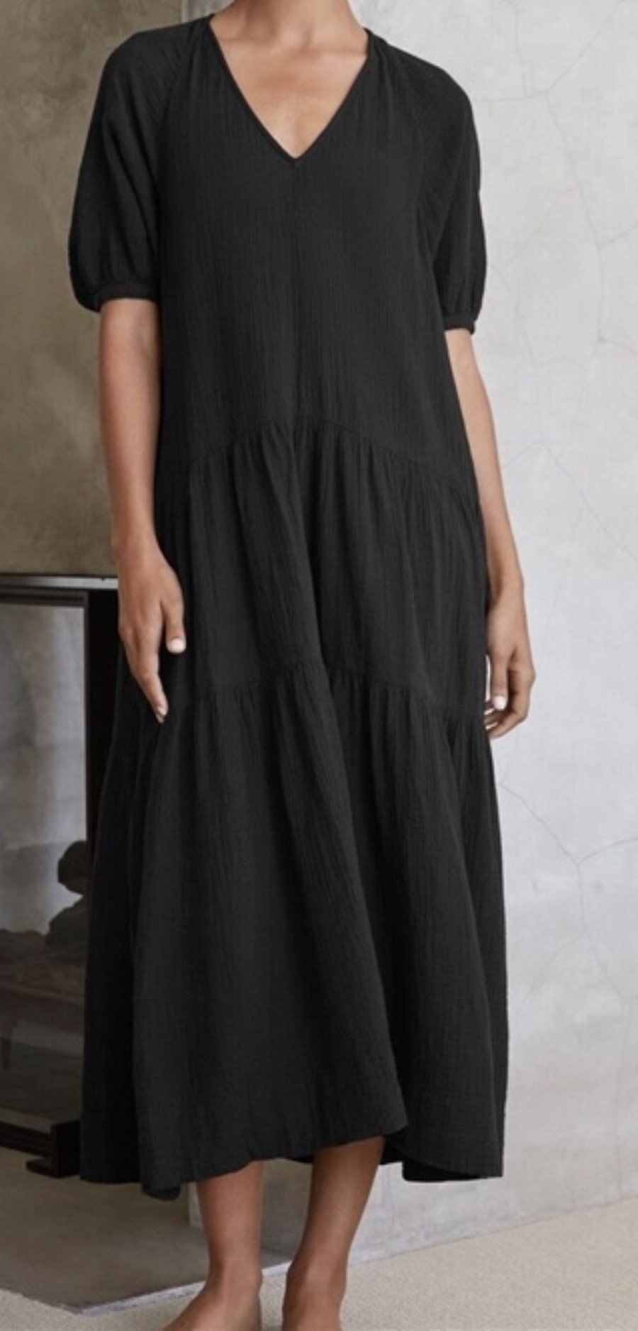 NWOT Calme M Raglan Tiered Crinkle Gauze Black Dress 113155