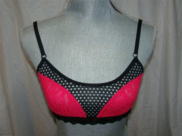 NWT Hanky Panky M Attitude Mesh Bralette 2G7011 Pink Black 113721