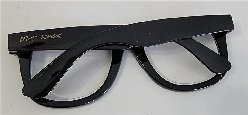 Betsey Johnson Black Frame Reading Nerd Glass Readers 1.5 Blue Light 114750