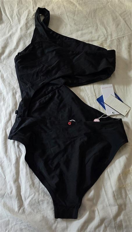 NWT Red Carter M Asymmetric Maillot 1PC Swimsuit Black 114811