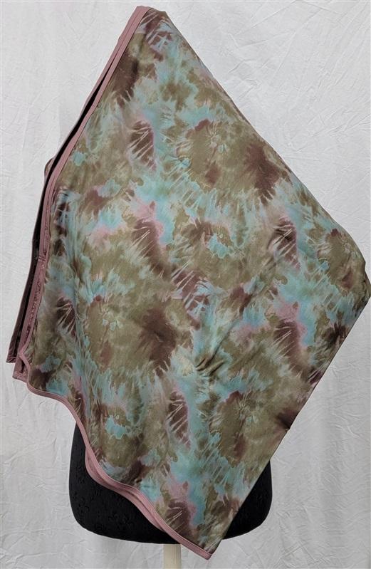 NWT Calme VIntage Floral Print Yoga Towel+ Bag 40x70 114957