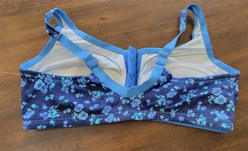 NWOT 40D Comfort Choice Wirefree Front Hook Seamless Leisure Bra Floral 115141