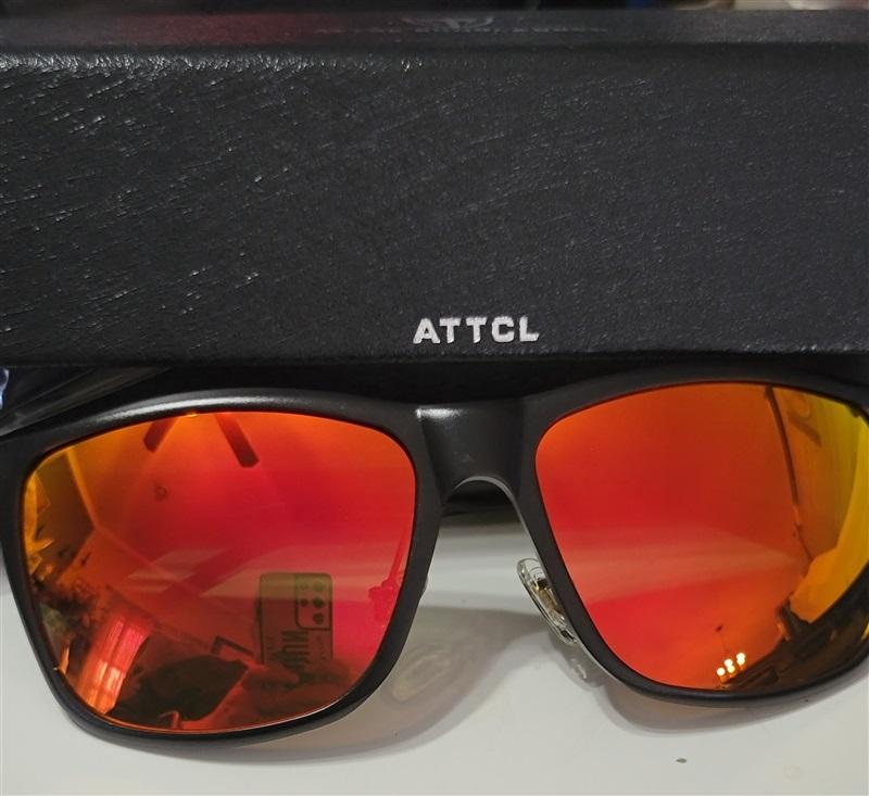 NWT Attcl Driving Ultra Light Square Thick Frame Sunglasses Red Black 115212
