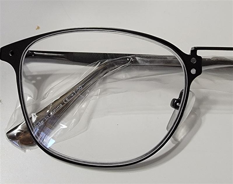NWT EyeKepper Unisex Gunmetal Gray Round Reading Glasses 1.0 115229