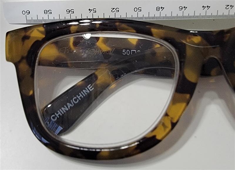 NWT Betsey Johnson Tortoiseshell Reading Nerd Glass Readers 1.5 115235