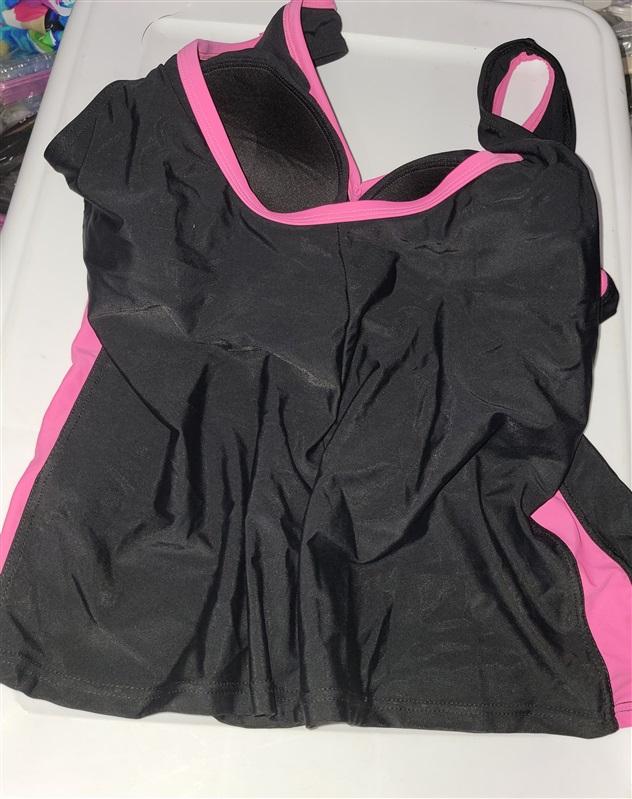 NWT Blair 16 Black & Pink Print Scoop Tankini Swim Top 115483