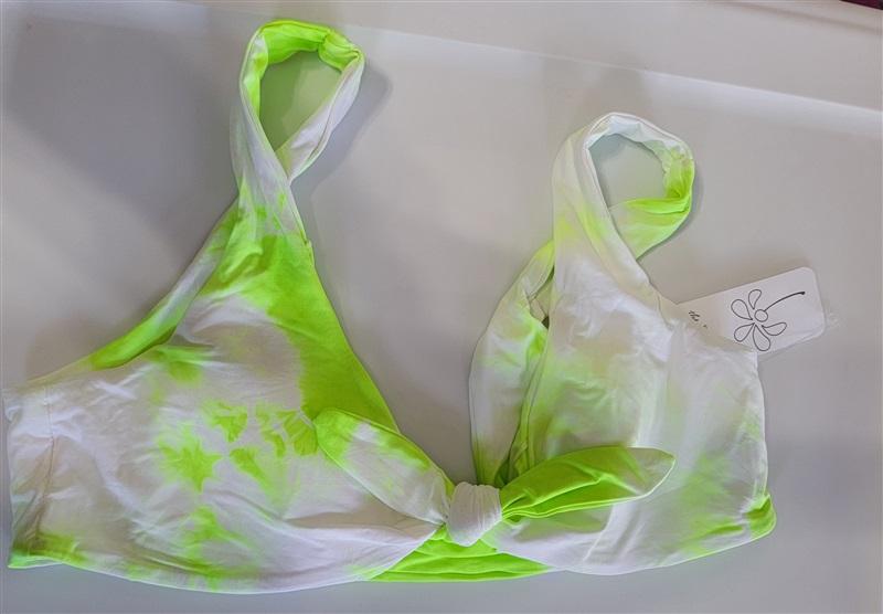 NWT Dippin' Daisy's L Muse Knotted Bikini Top Lime 115920