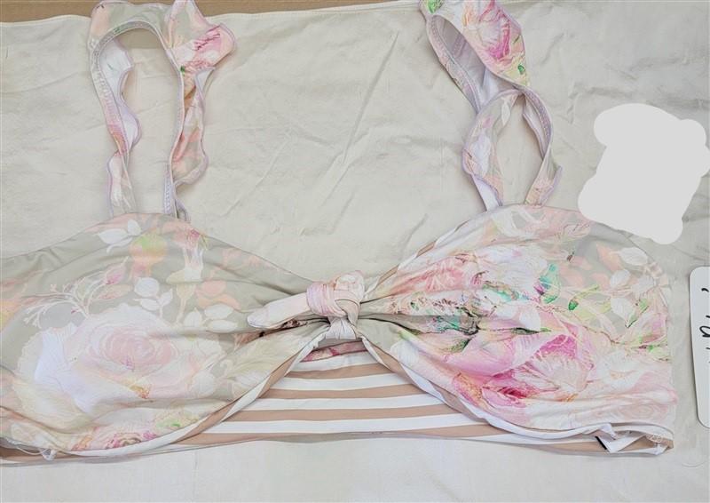NWT Dippin' Daisy's S English Garden Countess Knotted Ruffle Bikini Top 116002