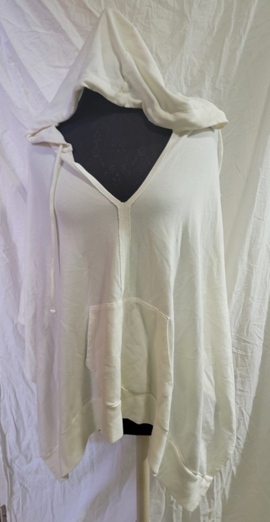 NWT Red Haute SM Ivory Cape Hoodie Over sized 116245