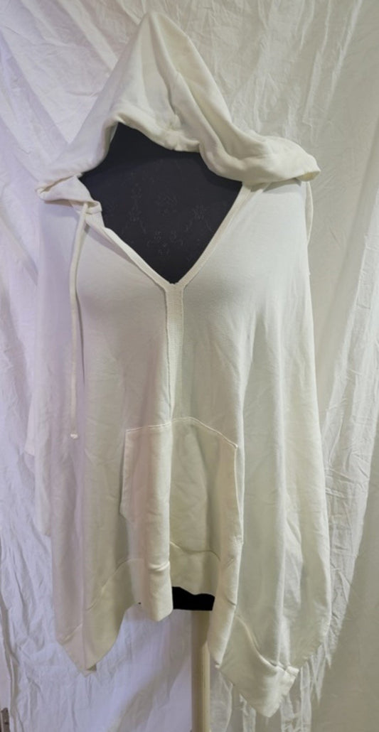 NWT Red Haute SM Ivory Cape Hoodie Over sized 116245