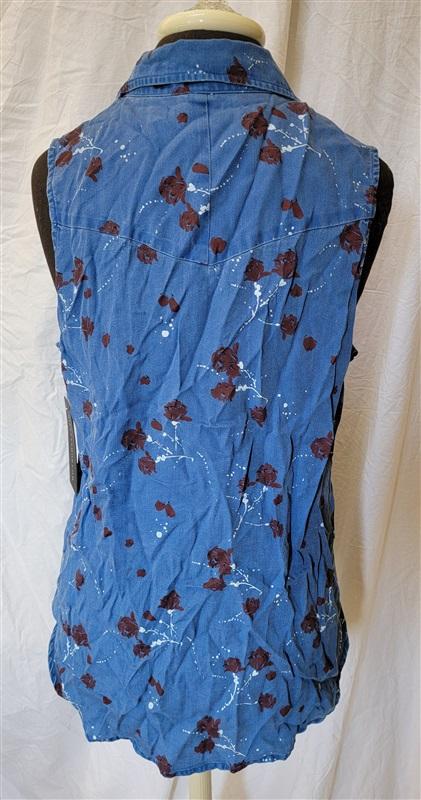 NWT Billy T Denim Red Roses Sleeveless Button Up Tank 116283
